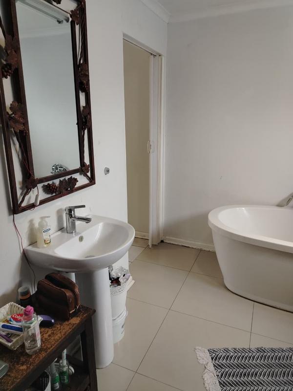 0 Bedroom Property for Sale in Loucharmante Western Cape